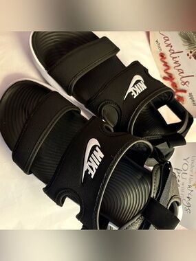 Women’s Nike Owaysis Black Sandals